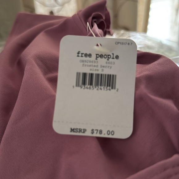 free people SMALL streamline bodysuit frosted berry - Picture 6 of 6
